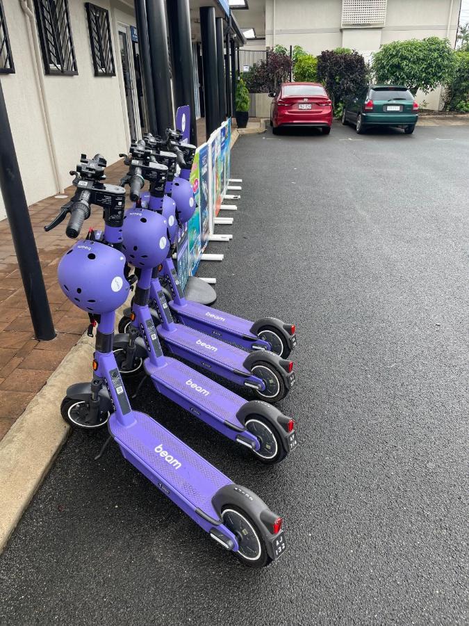 Cairns Reef Apartments & Motel Εξωτερικό φωτογραφία