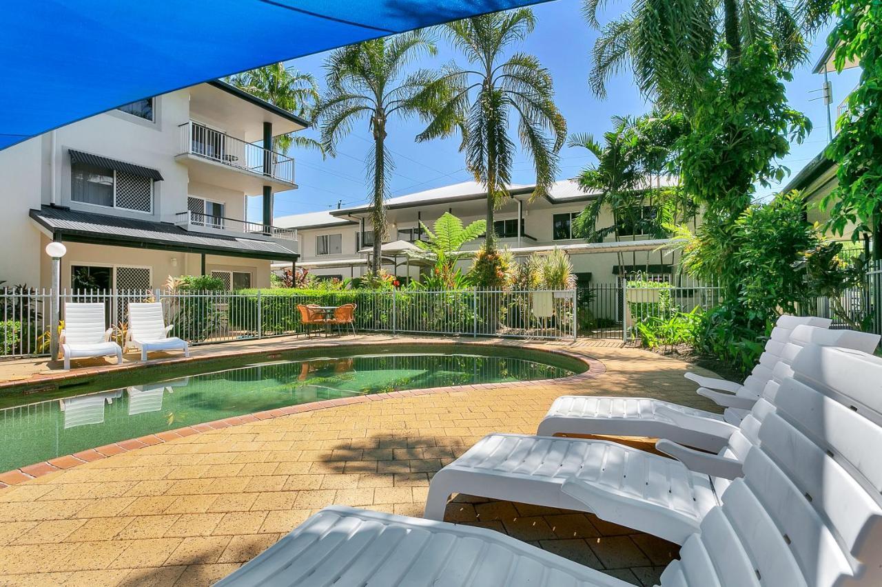 Cairns Reef Apartments & Motel Εξωτερικό φωτογραφία